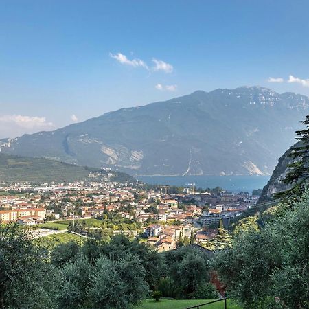 加尔达湖滨La Terrazza Di Vincent Sul Garda公寓 外观 照片