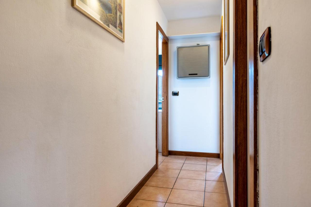 加尔达湖滨La Terrazza Di Vincent Sul Garda公寓 外观 照片