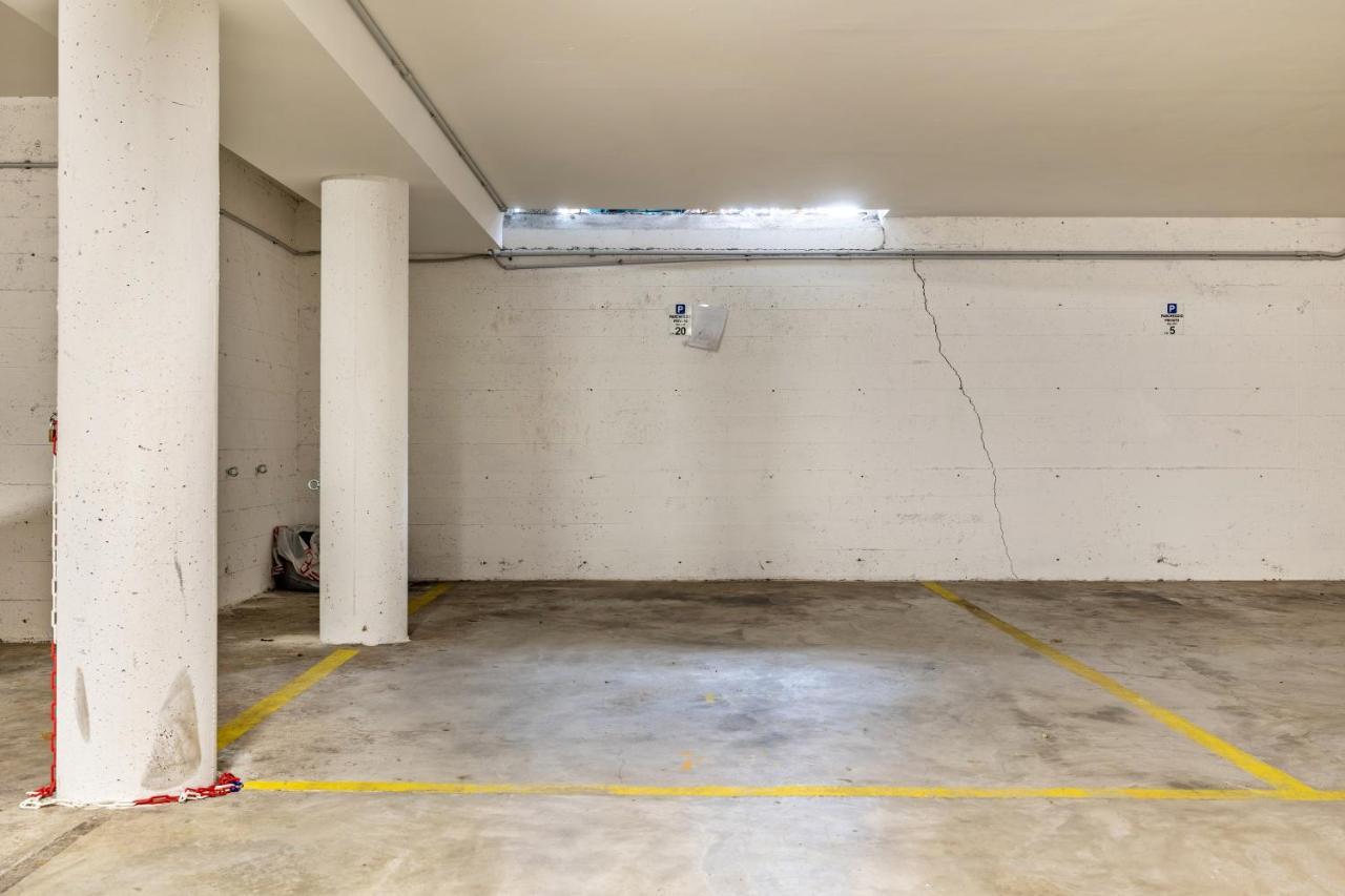 加尔达湖滨La Terrazza Di Vincent Sul Garda公寓 外观 照片